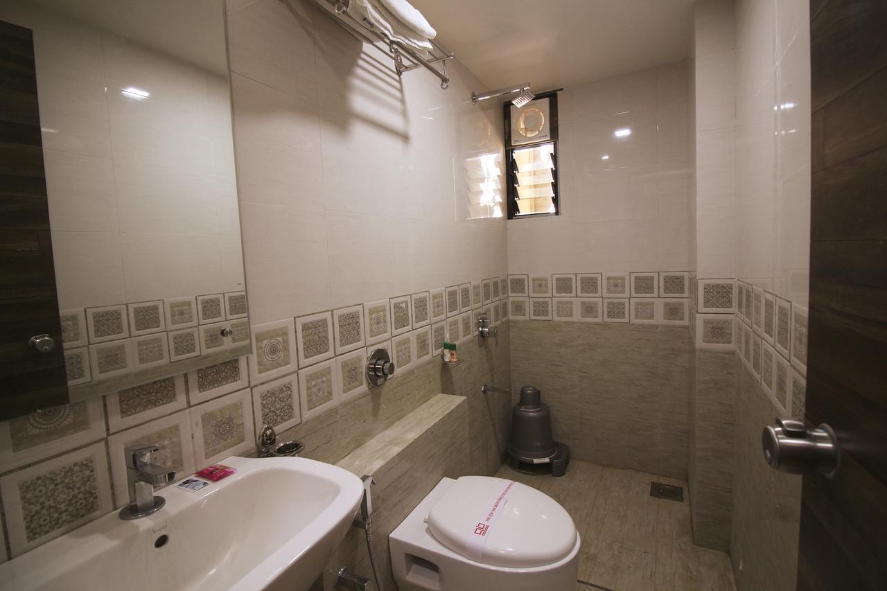 Hotel Vraj Inn Dwārka Bagian luar foto